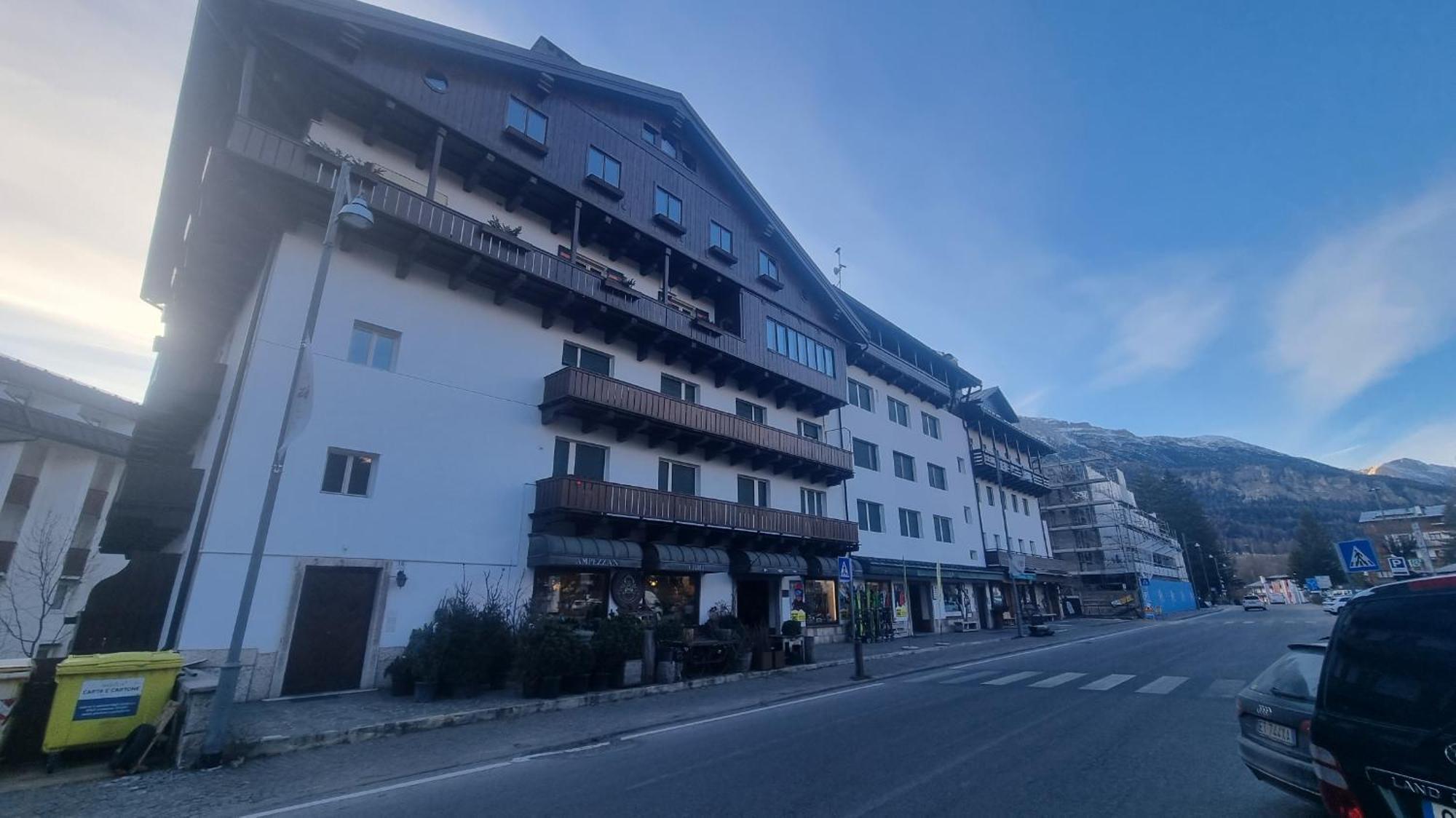 Studio Apartment Ariston In Centro A Cortina Кортина-д'Ампеццо Экстерьер фото
